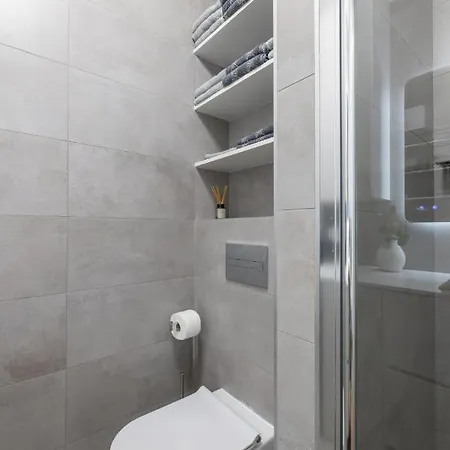 Lux Mia- Apartment Split